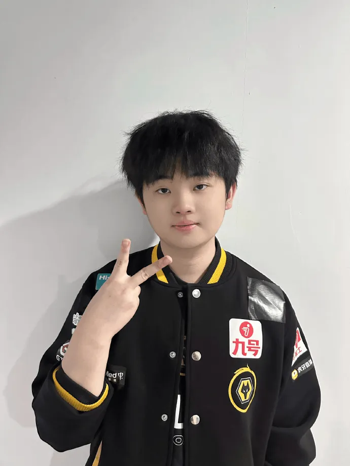 开云下载-登上巅峰打野榜第一，皖皖发文展示：国一哪吒、镜、云缨